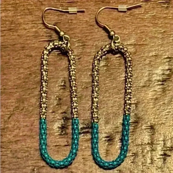 Gold and turquoise color earrings - Picture 1 of 2